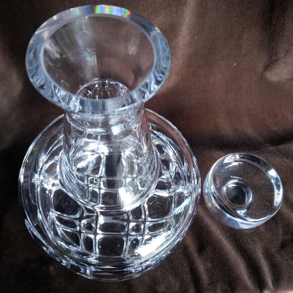 Stunning ORREFORS Heavy Thick Based Cube Cut Lead Crystal Swedish Decanter with - Picture 6 of 10